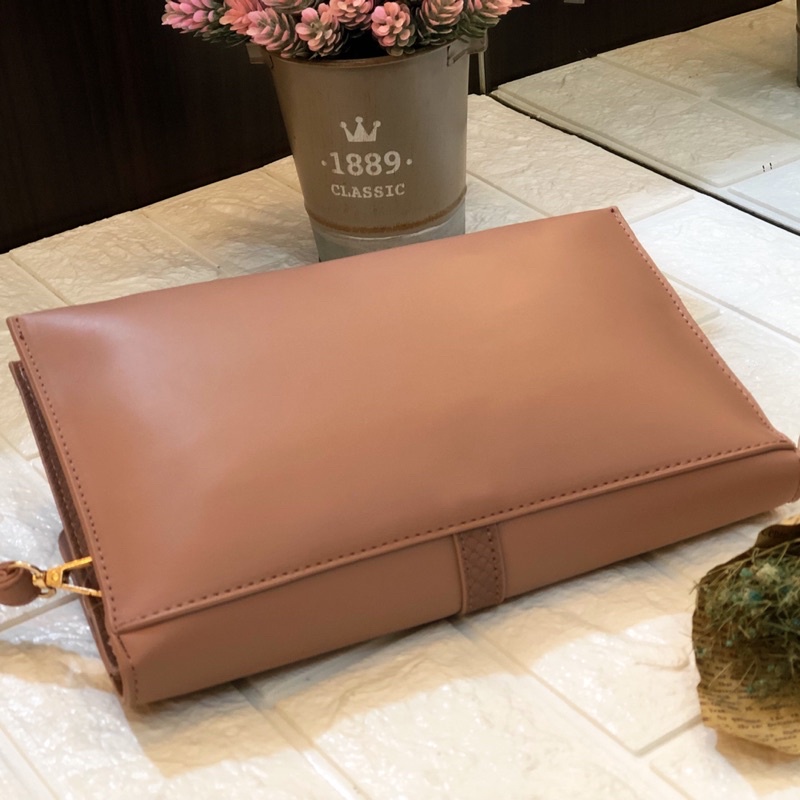 Olivia Sophie Envelope Clutch Premium