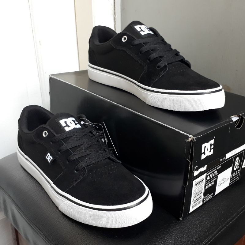 ORI SALE DC Shoes Men up to 70% Anvil Men's Black/White/Black Sepatu Pria
