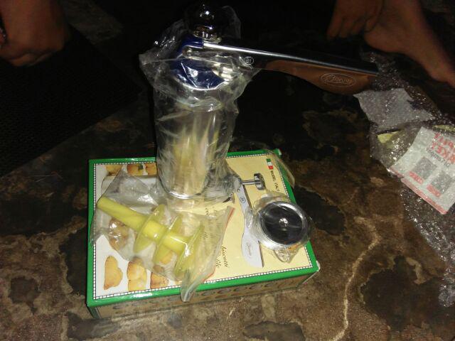 Biscuit Maker / Cetakan Kue Marcato