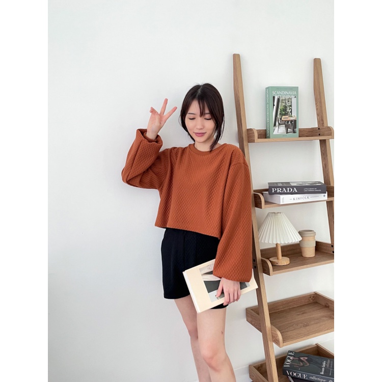 Kadaka T-0394 Sweater Crop Premium Cotton Emboss