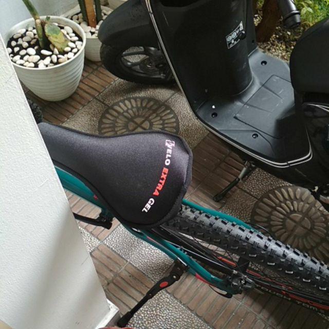 Sarung Jok Sadel Sepeda Cover Saddle Velo 062 Extra Gel Sarung Jok Sadel Sepeda Cover Saddle Velo 062 Extra Gel
