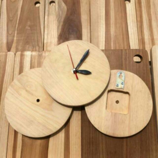 Hiasan Jam 25cm Jam Dinding  25cm Bulat Kayu Pinus