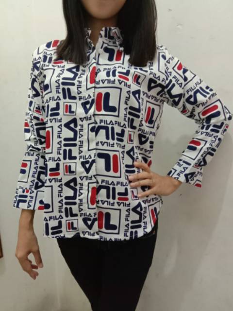 Kemeja casual wanita lengan panjang motif