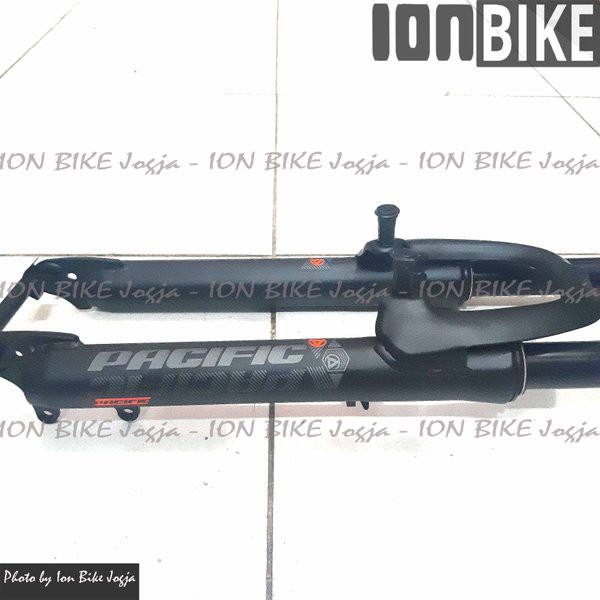 READY Fork  Sepeda  MTB Oversize  Pacific ukuran 26 Travel 