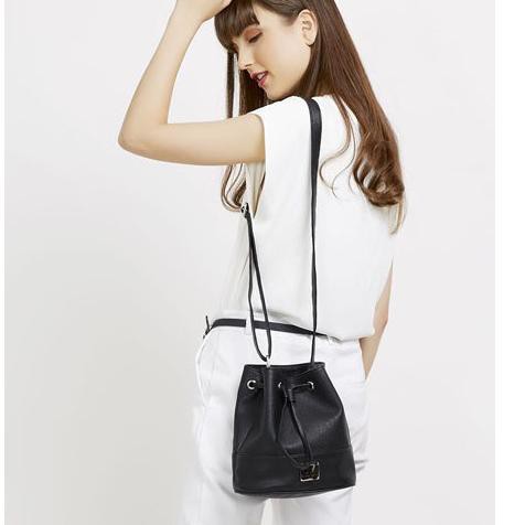 Lagi Tren.. TAS SELEMPANG SERUT SOPHIE MARTIN DRAVIN BLACK T6363B5 PREMIUM KULIT IMPORT PRFEB20