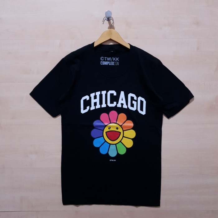 KAOS T SHIRT TAKASHI MURAKAMI COMPLEXCON RAINBOW FLOWER TEE BLACK - M