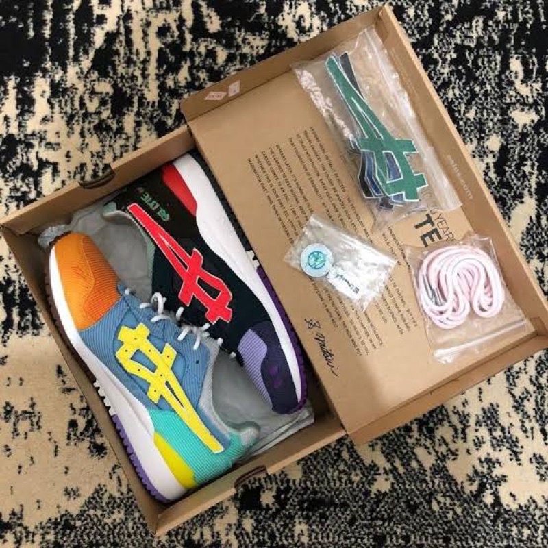 Sepatu fashion sneakers x sean wotherspoon sepatu pria