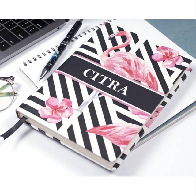 

Notebook Custome Print Motif Flamingo Garis-garis
