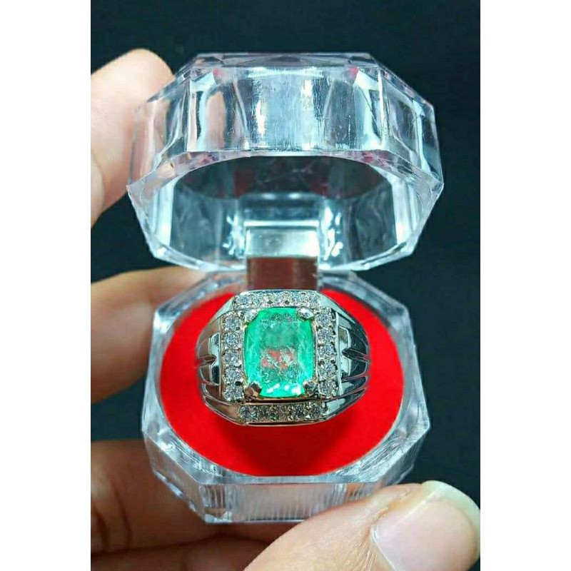 Batu zamrud Colombia asli natural