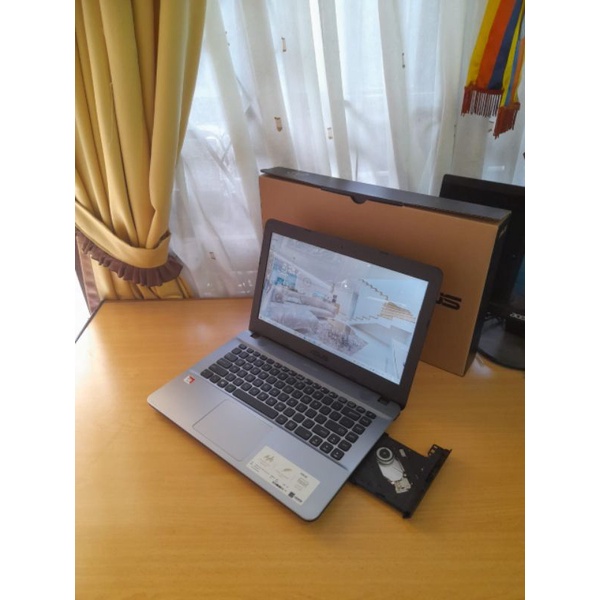 Jual Asus X441B Super Like New 99.9% Garansi Asus Panjang - Laptop Asus ...