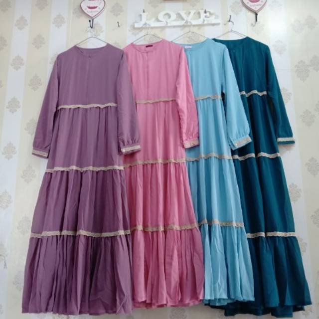 Gamis seruti