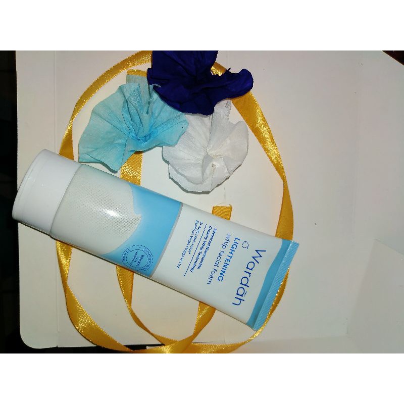 WARDAH PENCUCI MUKA LIGHTENING WHIP FACIAL FOAM