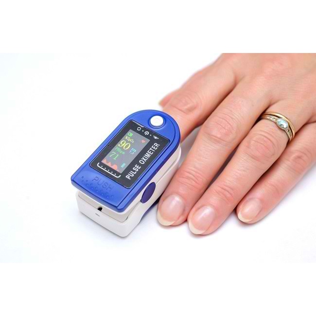 Oxymeter Pulse Fingertip Oximeter Alat Pengukur Detak Jantung Oksigen/ Cek Kadar Oksigen Darah SpO2 / Pulse Oximeter Oxymeter SpO2 Alat Pengukur Detak Jantung Nadi Kadar Oksigen Oxygen Finger Digital