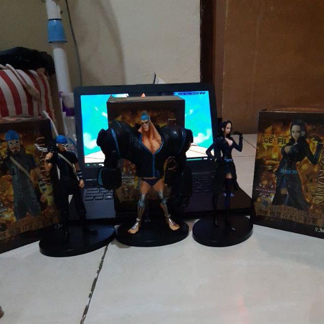 Action Figure / Miniatur Pajangan ONE PIECE GLM GOLD MOVIE ...