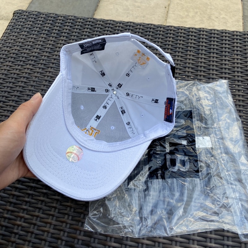 Topi NY Mlb cap LA putih logo putih list gold