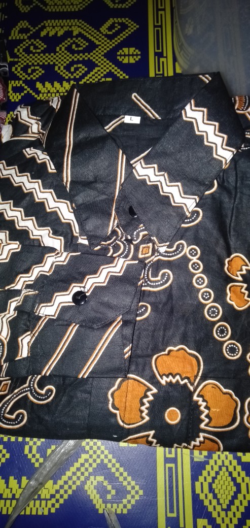 Kemeja Batik Pria Lengan Panjang Gemek
