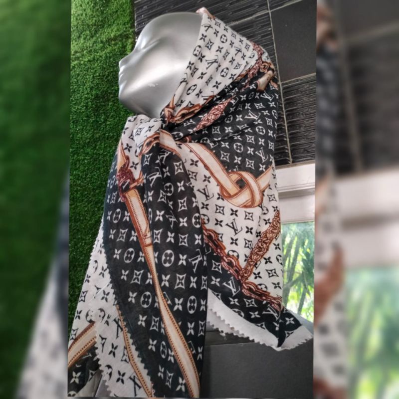 HIJAB SEGI EMPAT VOAL PREMIUM LASERCUT MOTIF LV