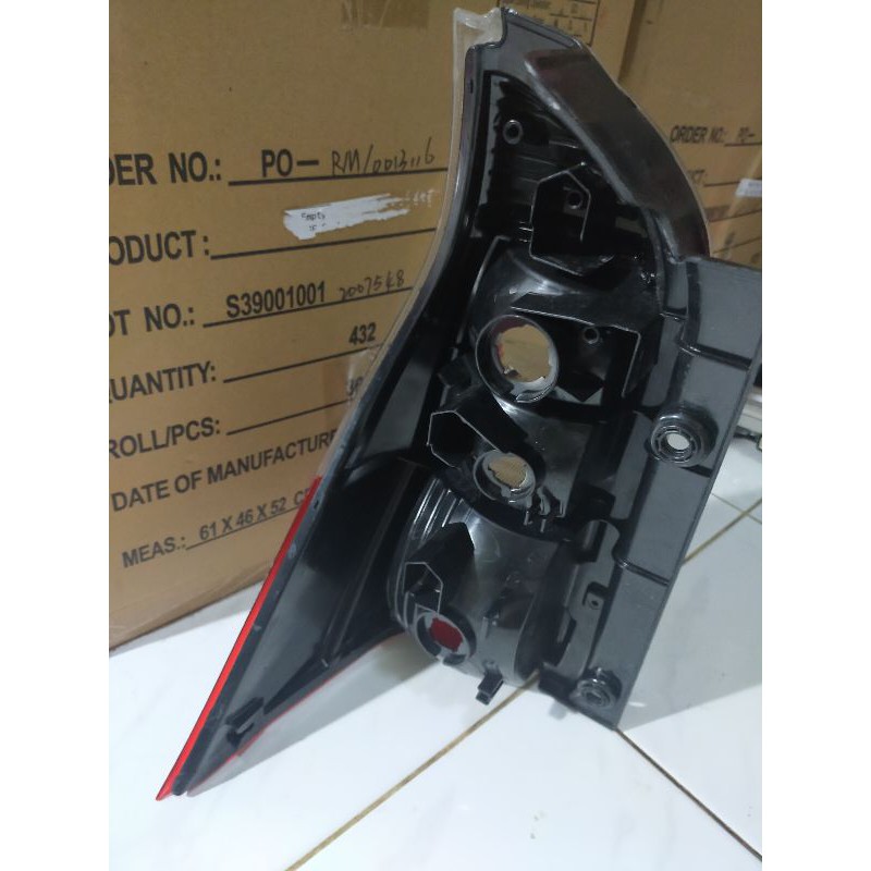 lampu stoplamp avanza type velos original baru 2017-2921