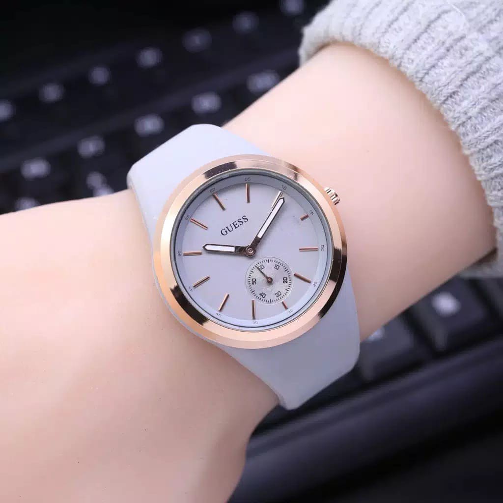 Jam Tangan Casual Wanita Cewek Kecil Anti Air Jm Tangan Wanita Cewe Rantai Analog Strap Permata Eleg