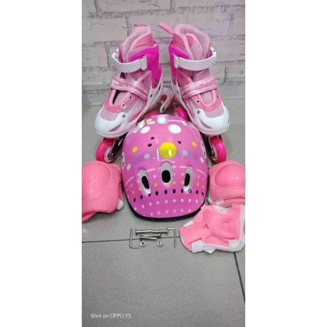  sepatu  roda  anak  lengkap deker dan helm Shopee  Indonesia