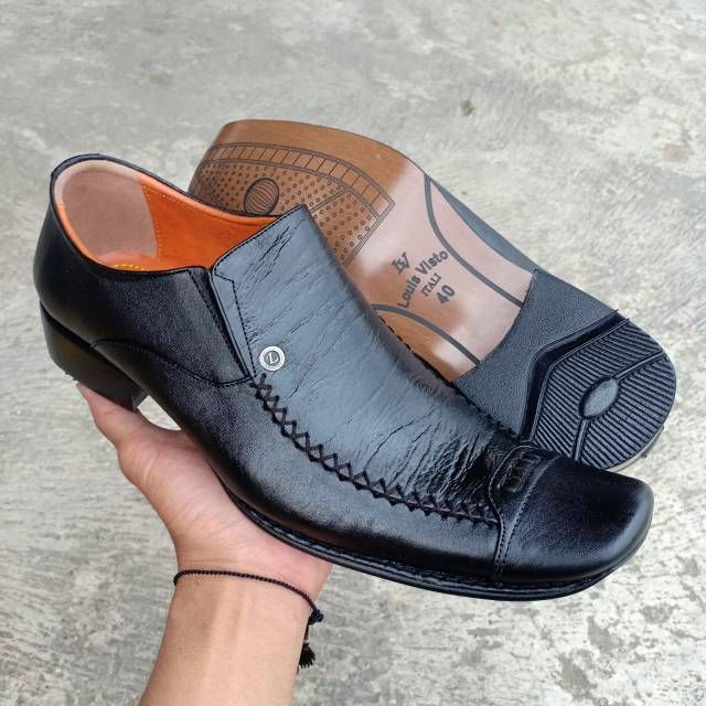 Sepatu kantor pantoppel
Merk louis Visto