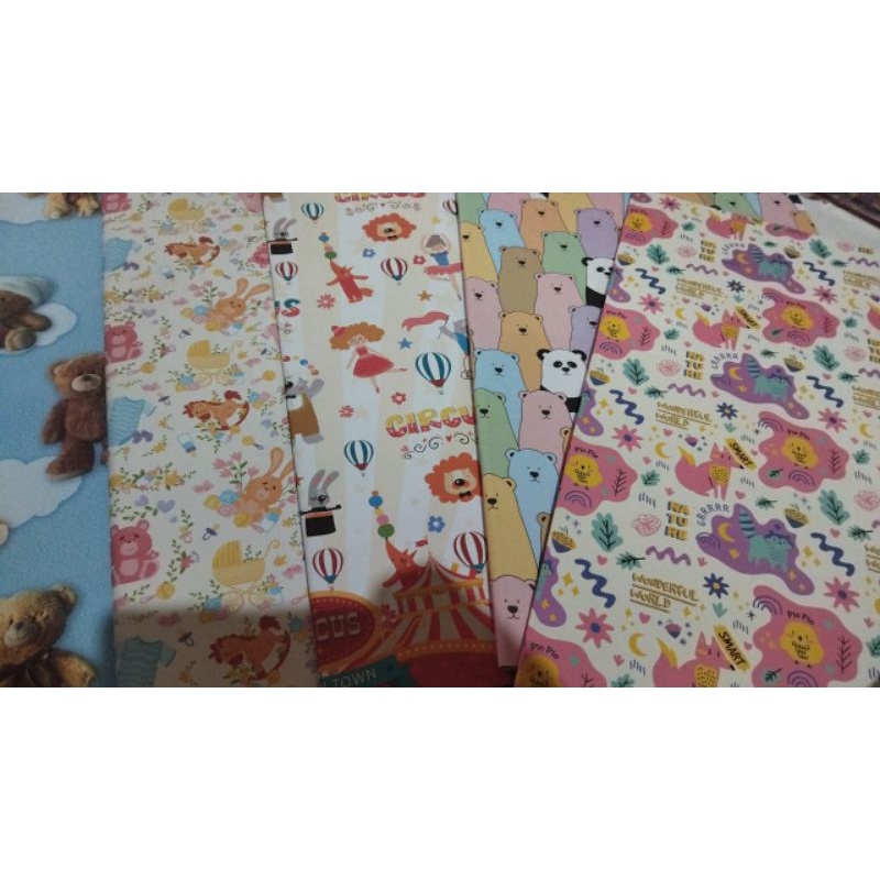 

kertas kado motif animals isi 10