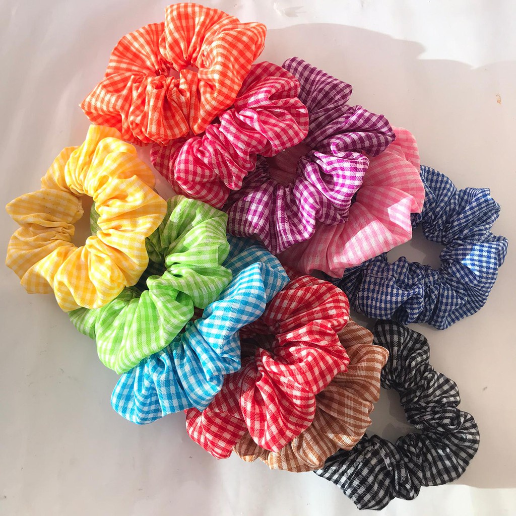 SCRUNCHIE KOTAK - Ikat Rambut Kuncir Cepol Hijab Satin Cemol Jilbab Kunciran Gingham Plaid Korea Iket Rambut Iketan Rambut Aksesoris Accessories Wanita Hairpin Hairdo Hairtie Kunciran Kuncir Kuncrit Mahkota Jepit Skrunci Scrunci Skrunchie