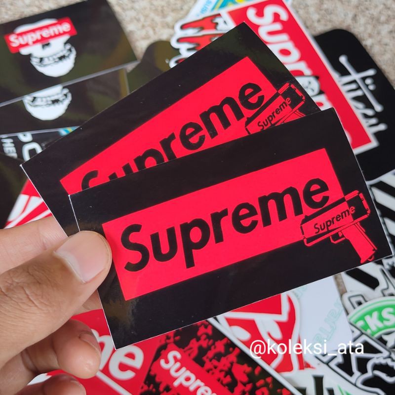 SUPREME BLACK STIKER MANTUL