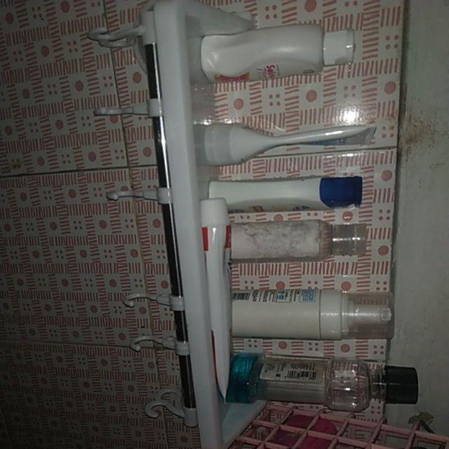 Ombotak Rak Kamar Mandi Gantungan Toilet Handuk Shampoo Odol Sabun