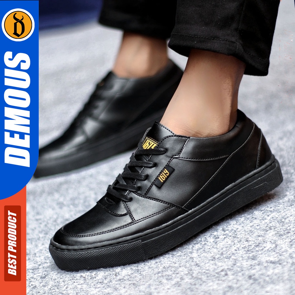 Sepatu Sneakers Pria Sepatu Casual Pria Kulit Pu Sepatu Kerja Kuliah Kondangan Sepatu Hitam Pria DEMOUS ROBE