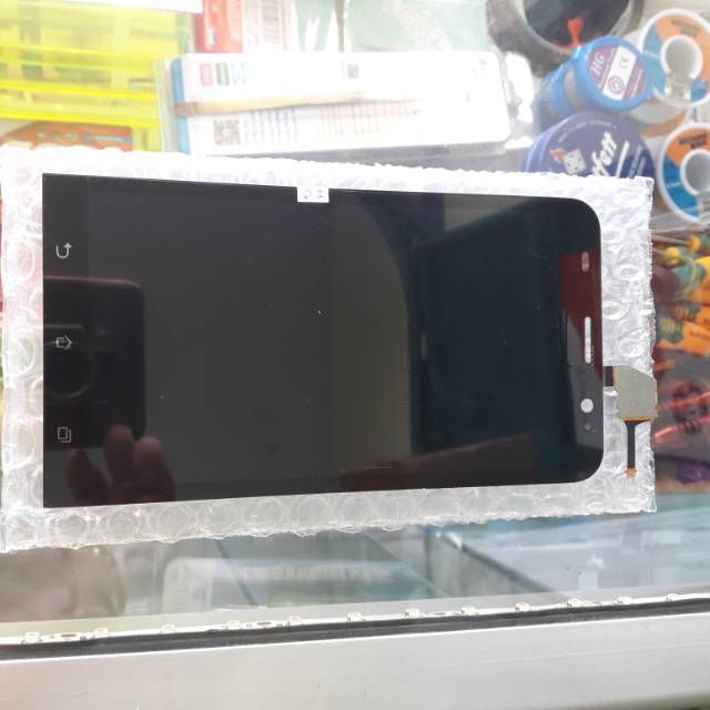 LCD TOUCHSCREEN ASUS ZE550ML  LCD TOUCHSCREEN ASUS Z008D