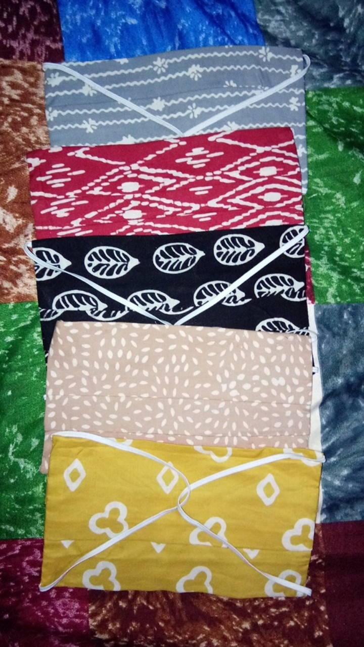 Masker Batik Model Baru Mj 1 Headloop (per Pack Isi 5 Pcs)