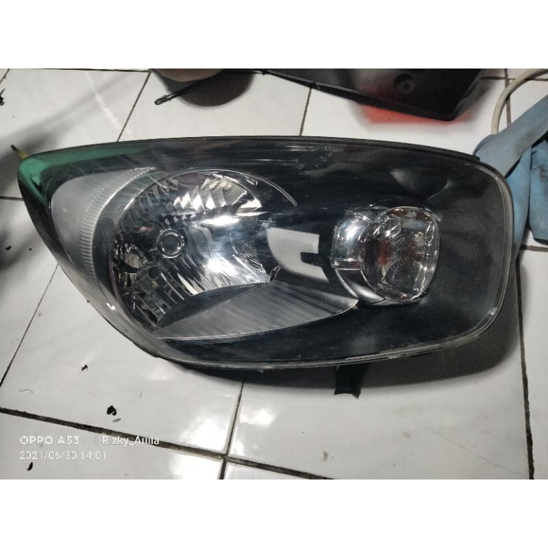 Headlamp KIA Picanto 2012