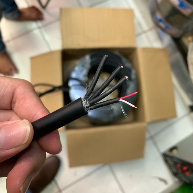 Snake kabel isi 4 . Snake cable isi 4 . Snake isi 4