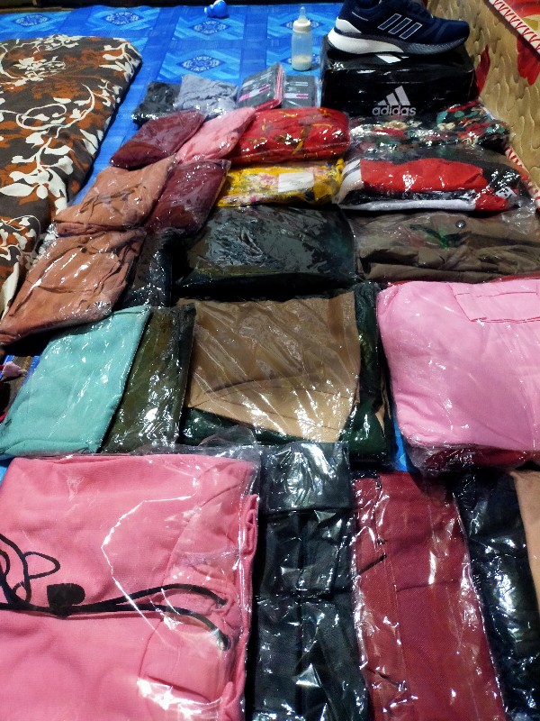 Cp Sarwendah Couple Sarwendah Gamis Brukat Batik