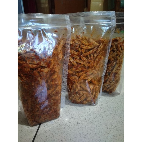 

Basreng 300gr pedas dengan rasa daun jeruk
