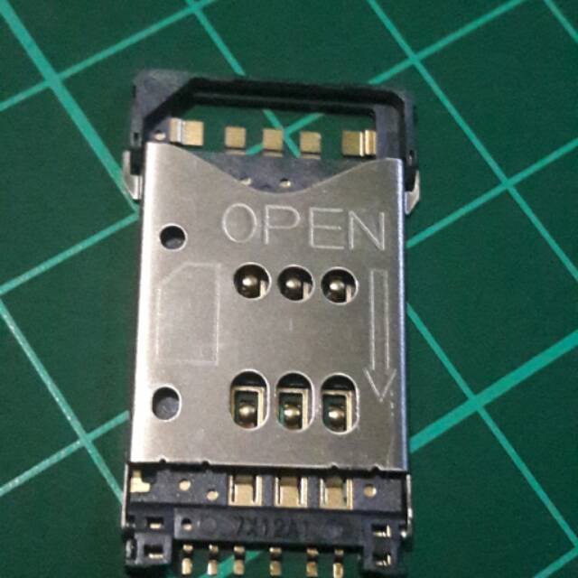 Konektor Sim Card Nokia N82 8800A 8830E 8820E N900 3120C 3250