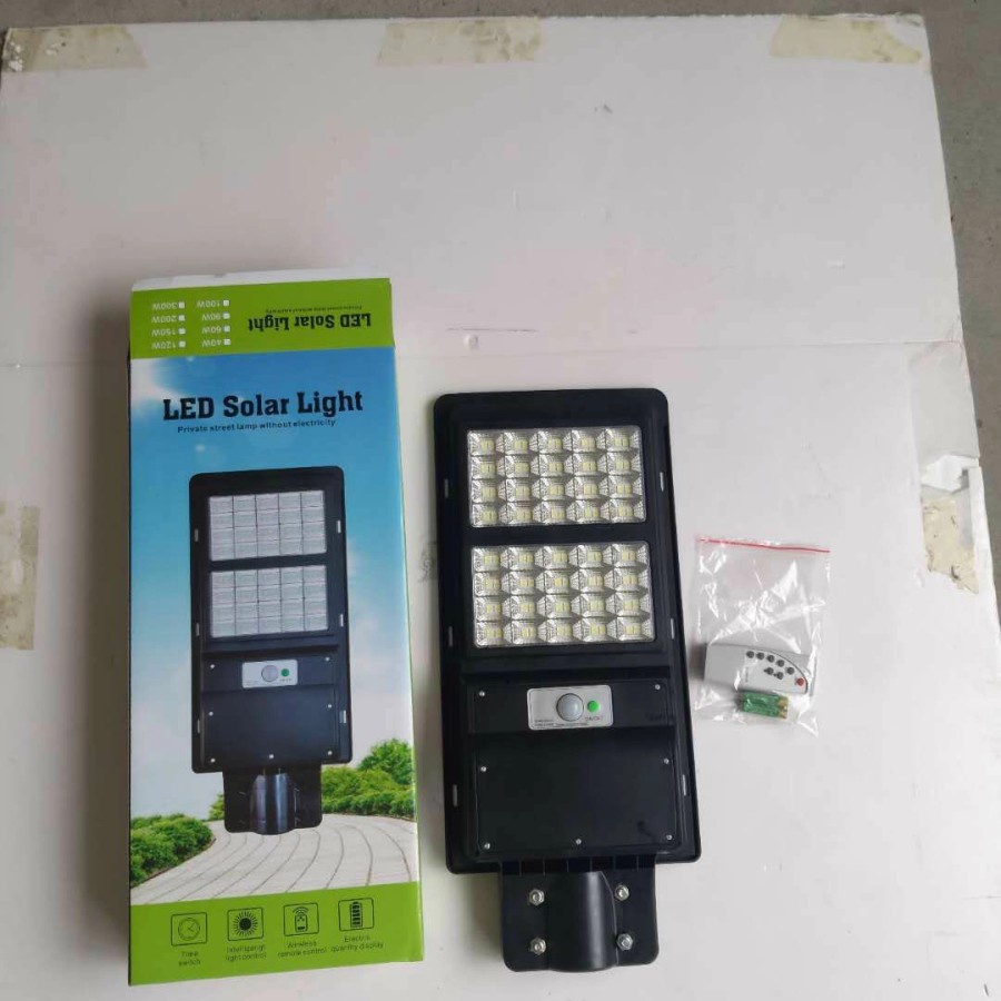 Lampu jalan PJU 100 watt led solar Panel 100W REMOTE Sorot Outdoor