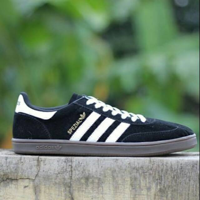 Adidas SPEZIAL Black White