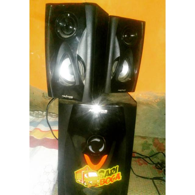 Speaker aktif advance