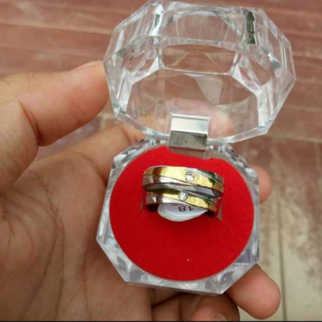 Cincin couple - cincin pasiran emas titanium