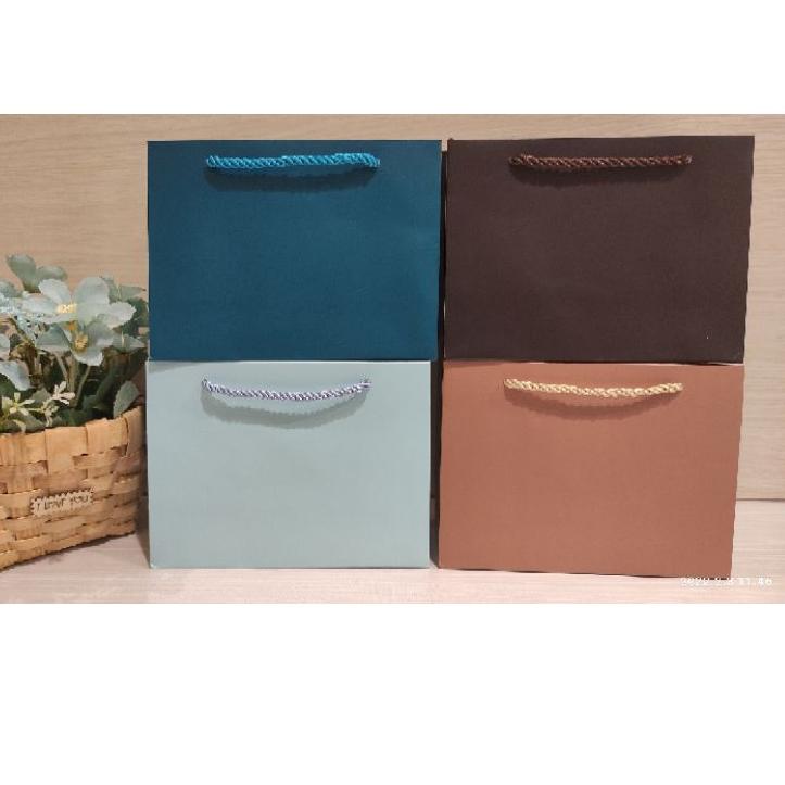 

ゎ Paper Bag Lucu Ukuran 14.5x19.5x8.5cm ゛