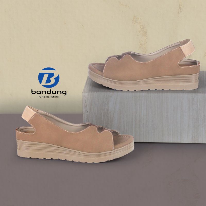 Original - Sepatu Wedges Casual  Slip On Wanita Terbaru Cantik