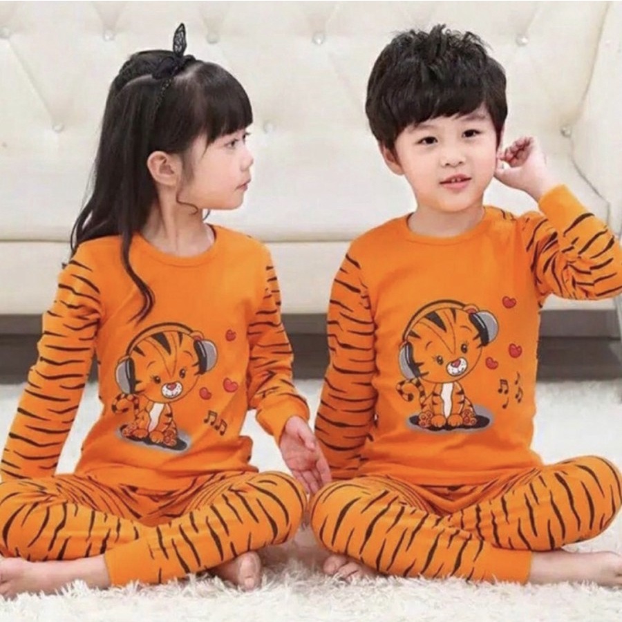 BAJU PIYAMA ANAK UNISEX 5THN KAOS KATUN SET CELANA PANJANG MOTIF BARU