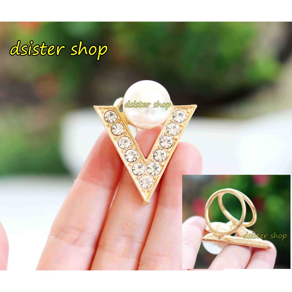Bros Cincin Ring Aksesories Syal Hijab Bentuk Segitiga Cantik-Emas V Mutiara