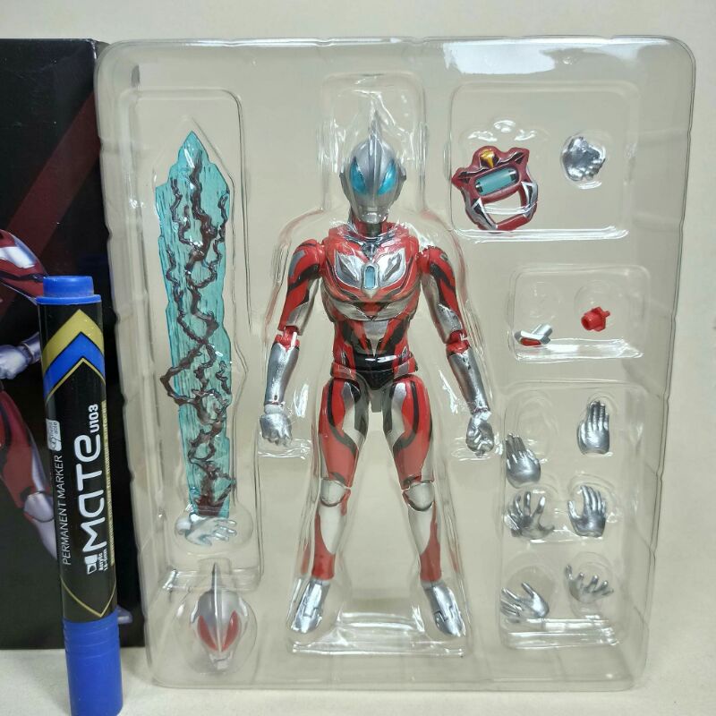 Toys4Us - Mainan action figure ultraman geed Shf ultraman tiga ultra act recasttinggi sekitar 6 inch