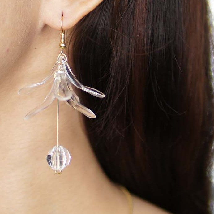 AH007 Anting Tassel flower white clear | Anting Korea | Anting hooks handmade