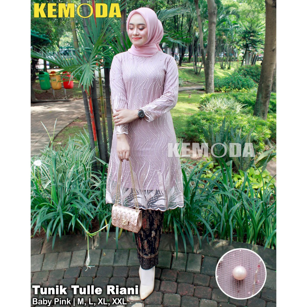 Setelan Kebaya Tunik Tile Riani Warna Baby Pink Mix Plisket / Kebaya Modern