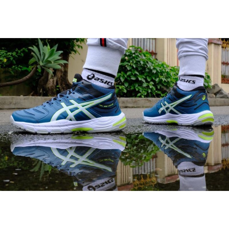 sepatu voli original