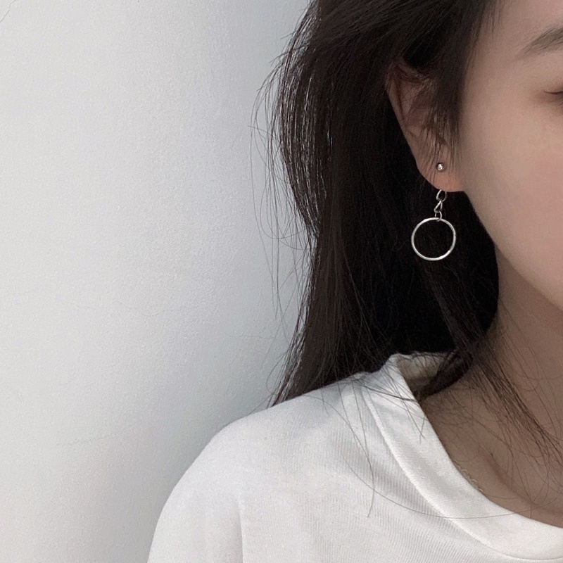 We Flower Anting Tusuk Gantung Desain Bunga Warna Silver Gaya Simple Untuk Wanita